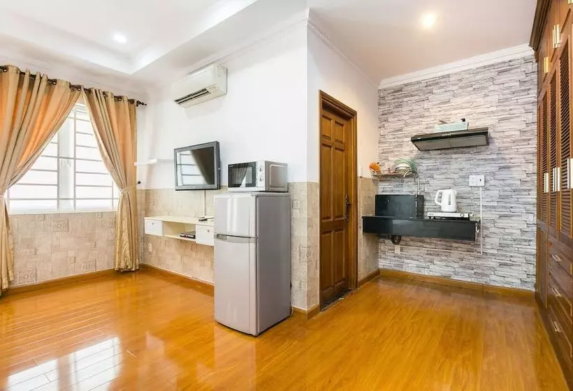 هتل Oyo 207 Bino Apartment