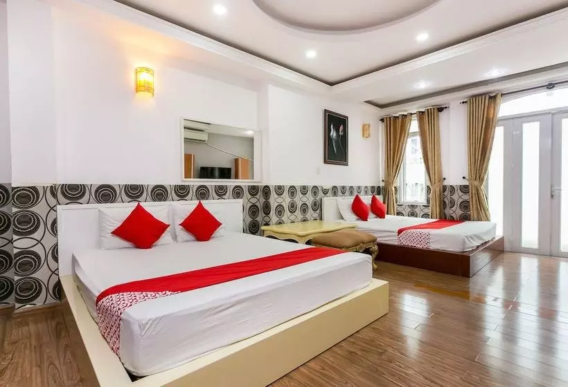 هتل Oyo 207 Bino Apartment