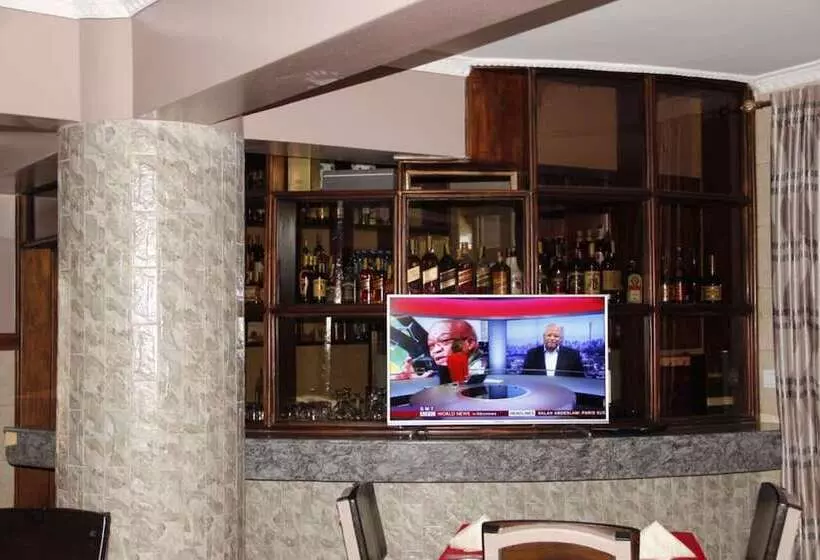 تختخواب و صبحانه Limrock