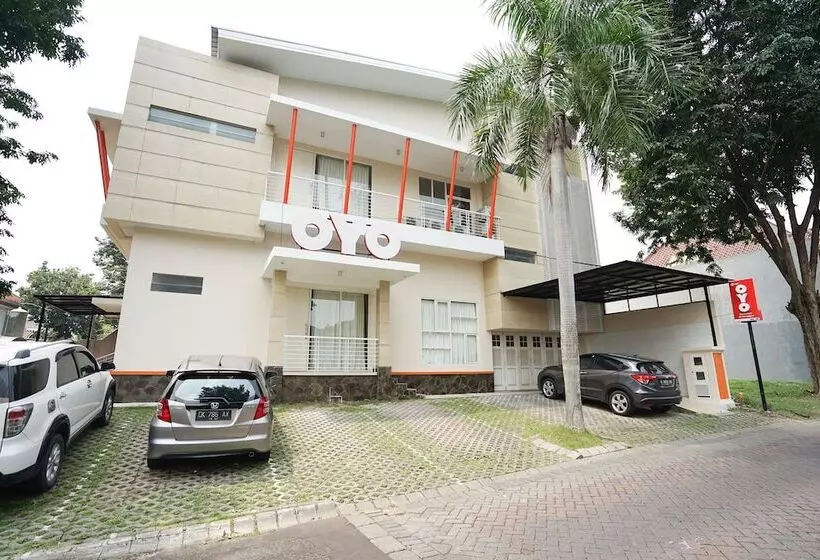 ホテル Oyo 782 Semampir Residence At Citraland