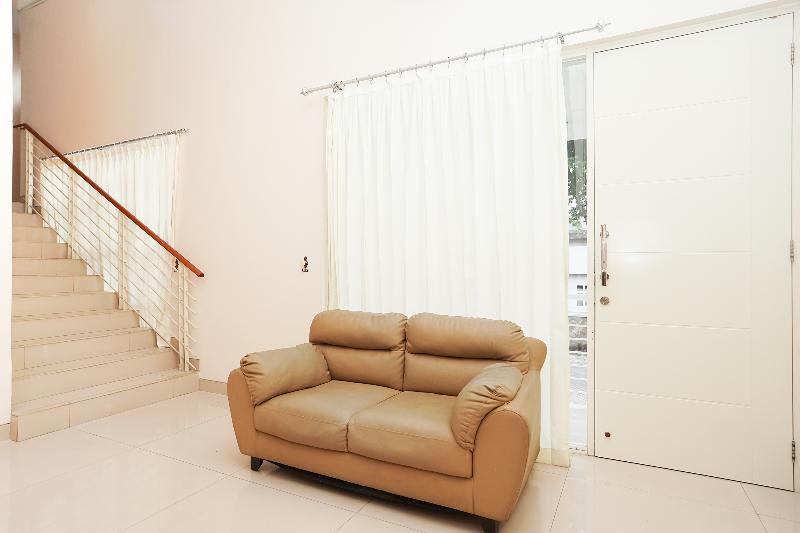 Hotel Oyo 782 Semampir Residence At Citraland