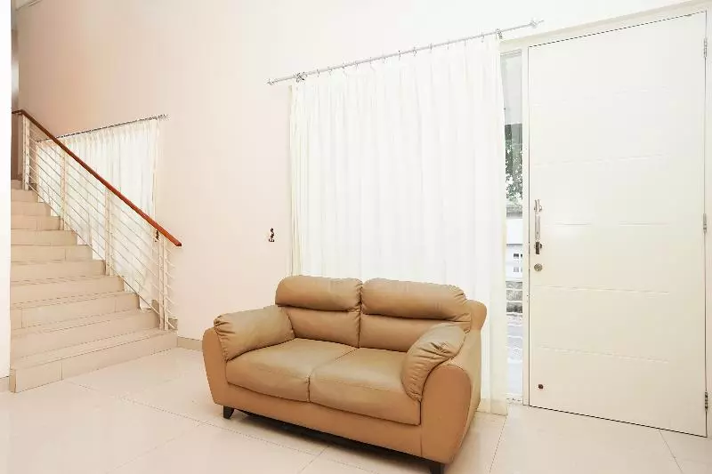ホテル Oyo 782 Semampir Residence At Citraland