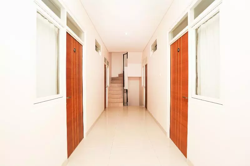 ホテル Oyo 782 Semampir Residence At Citraland