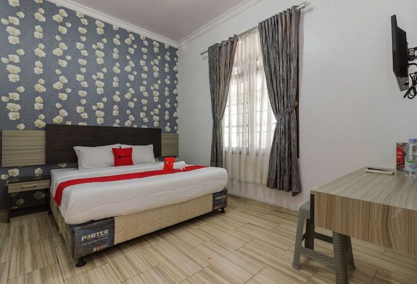 Hotel Reddoorz Near Pantai Panjang Bengkulu