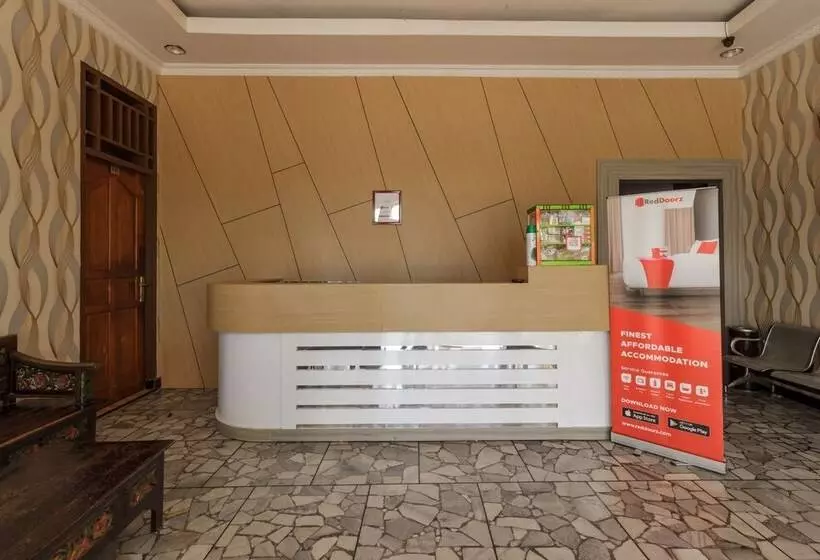 هتل Reddoorz Near Pantai Panjang Bengkulu