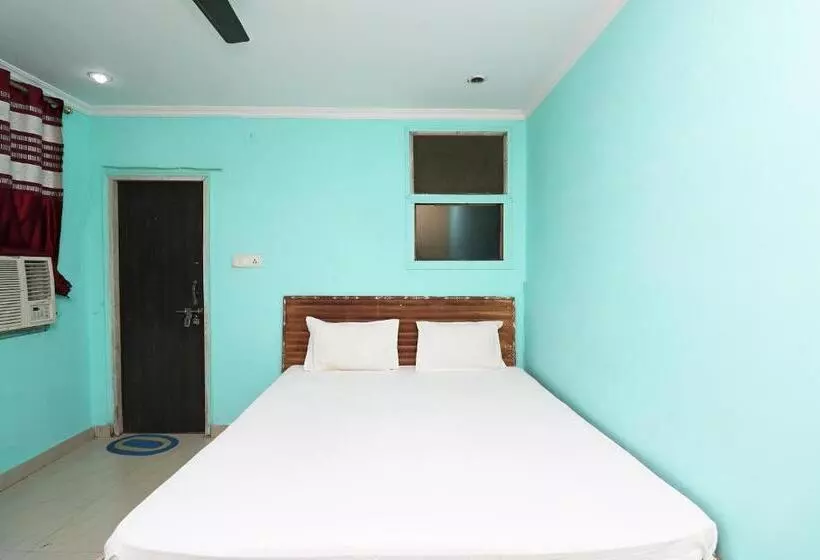ホテル Spot On 37099 Jupiter Inn