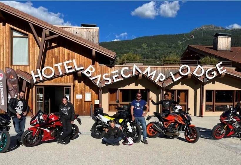ホテル Base Camp Lodge Bourg Saint Maurice
