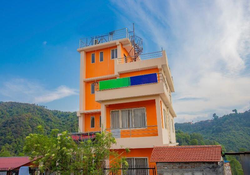 هتل Oyo 361 Jhigu Chhen