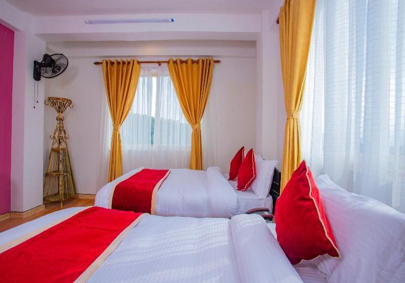 هتل Oyo 361 Jhigu Chhen