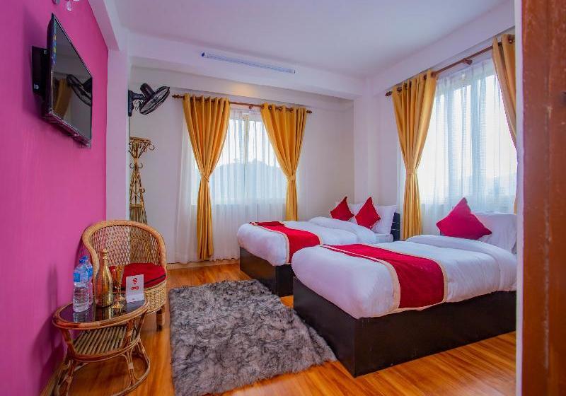 هتل Oyo 361 Jhigu Chhen