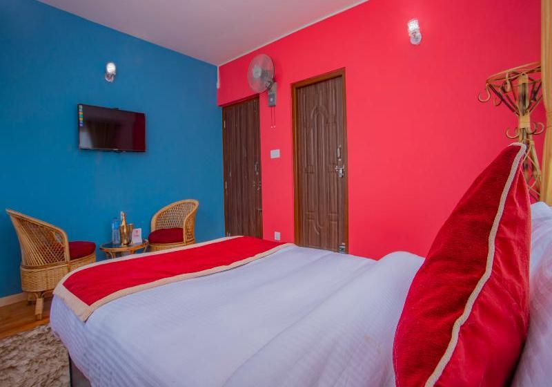 هتل Oyo 361 Jhigu Chhen