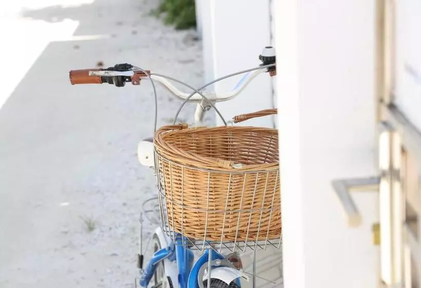 پانسیون Clove Beach