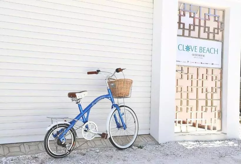 پانسیون Clove Beach