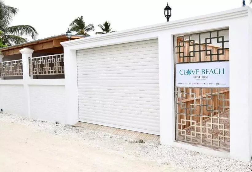 پانسیون Clove Beach
