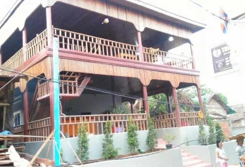 ペンション Koh Rong Boutique Wooden