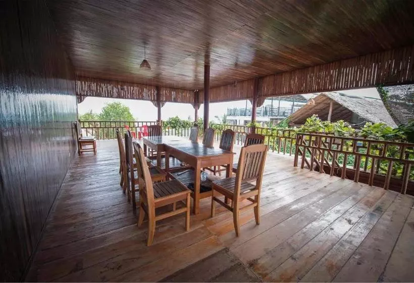ペンション Koh Rong Boutique Wooden