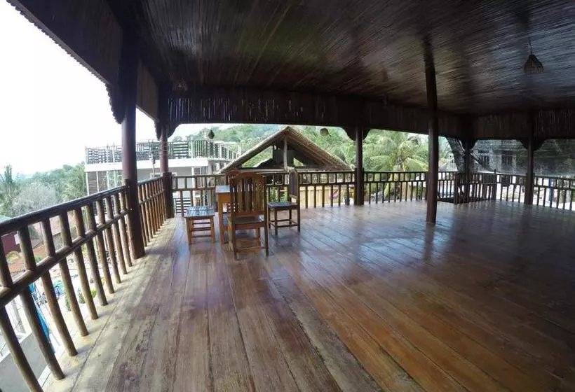 ペンション Koh Rong Boutique Wooden