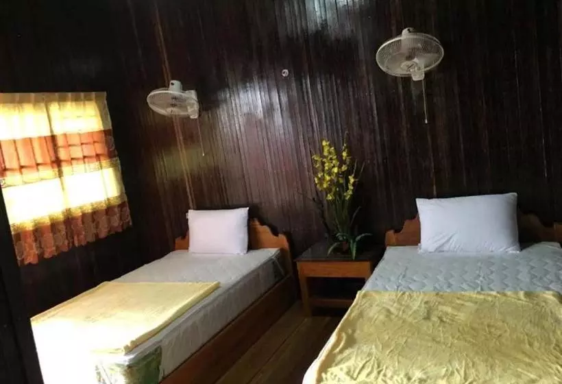 ペンション Koh Rong Boutique Wooden