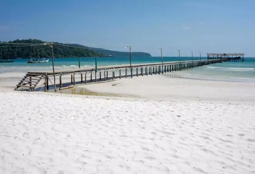 ペンション Koh Rong Boutique Wooden