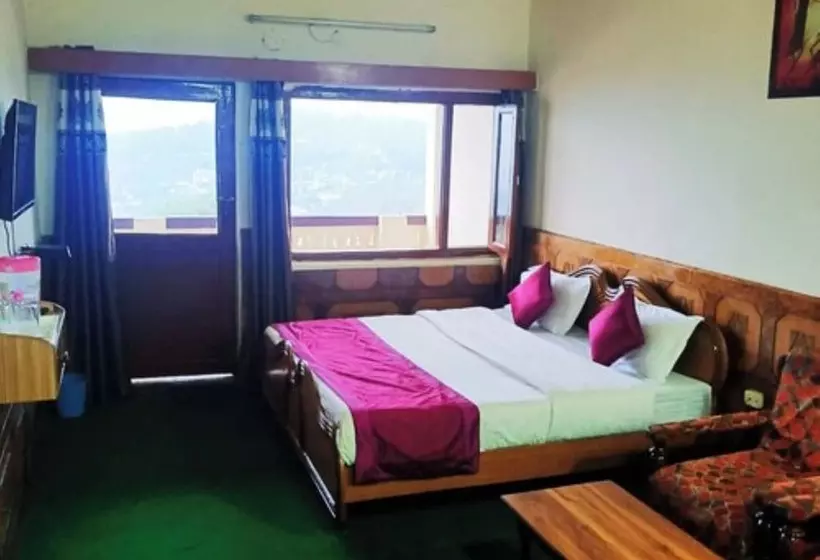 Hotelli Goroomgo Tribhuwan Ranikhet