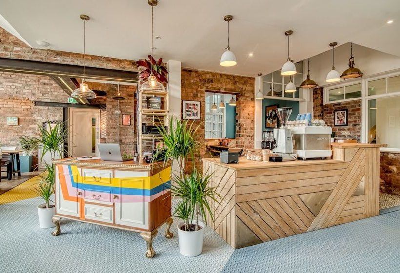 ホテル Selina Woodstock