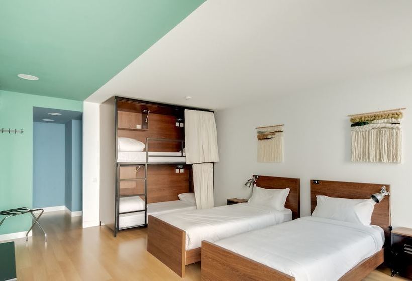 ホテル Selina Woodstock