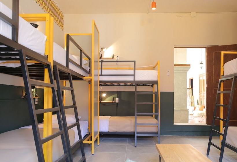 ホテル Selina Woodstock