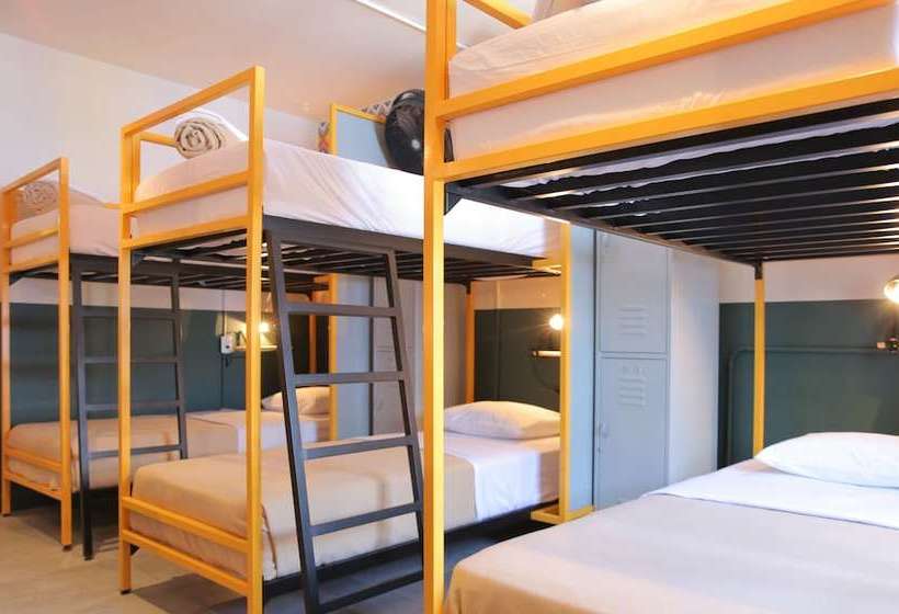 ホテル Selina Woodstock