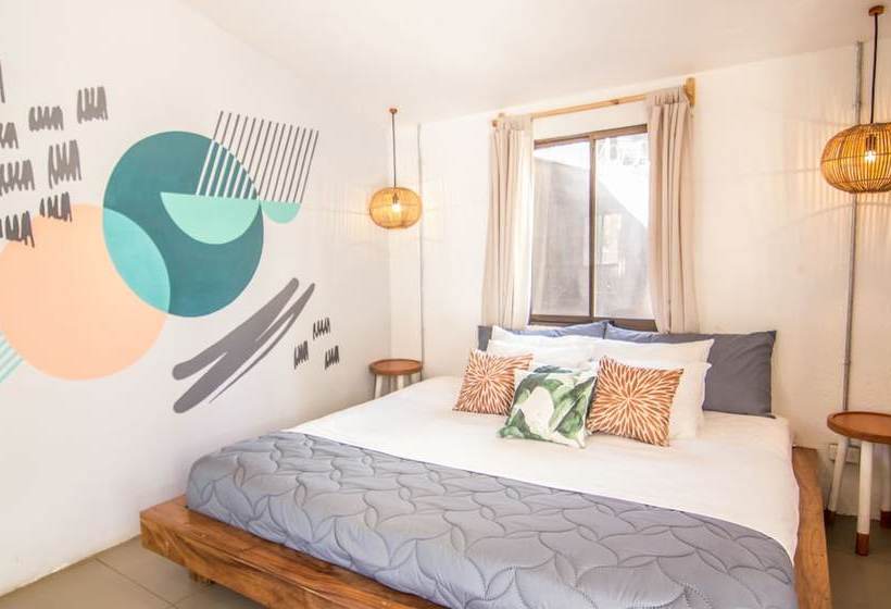 ホテル Selina Woodstock