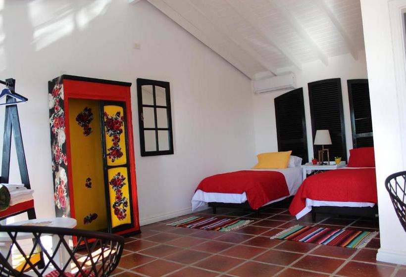 هاستل Clara En El Cerro