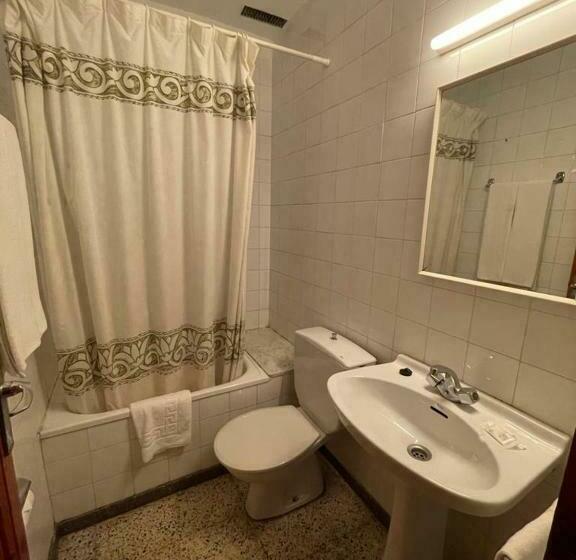 بنسيون Hostal Ter