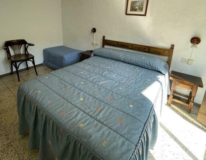 بنسيون Hostal Ter