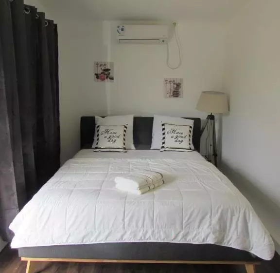 Aamiaismajoitus (B&B) Tom Chez Tom Et Dilou