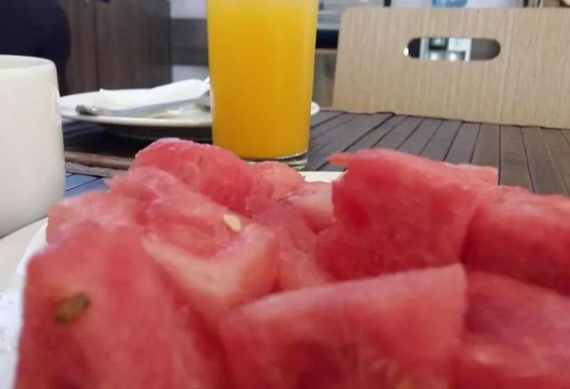 تختخواب و صبحانه Mangalita Lodges Entebbe