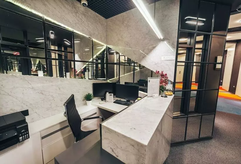 Cities Gallery Apart