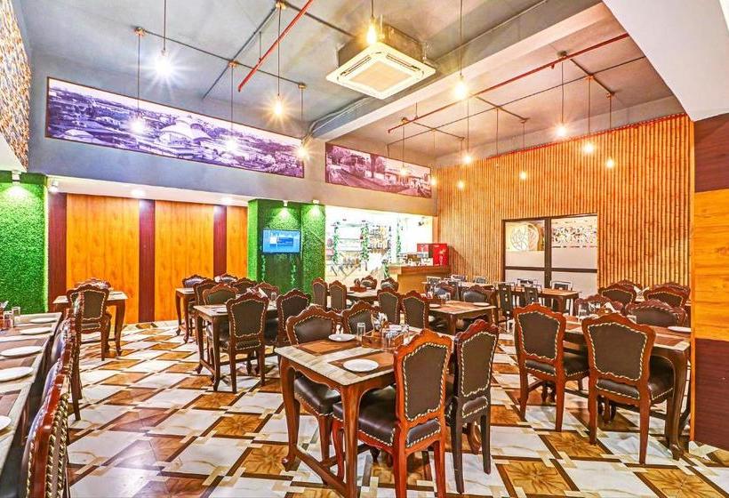 Hotel Collection O Stayhub Inn