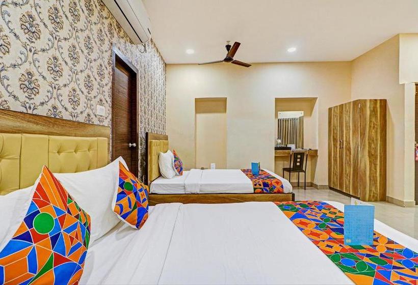 Hotel Collection O Stayhub Inn