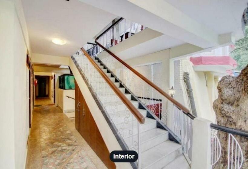 Moon Hotel Mallital, Near Nainital High Court