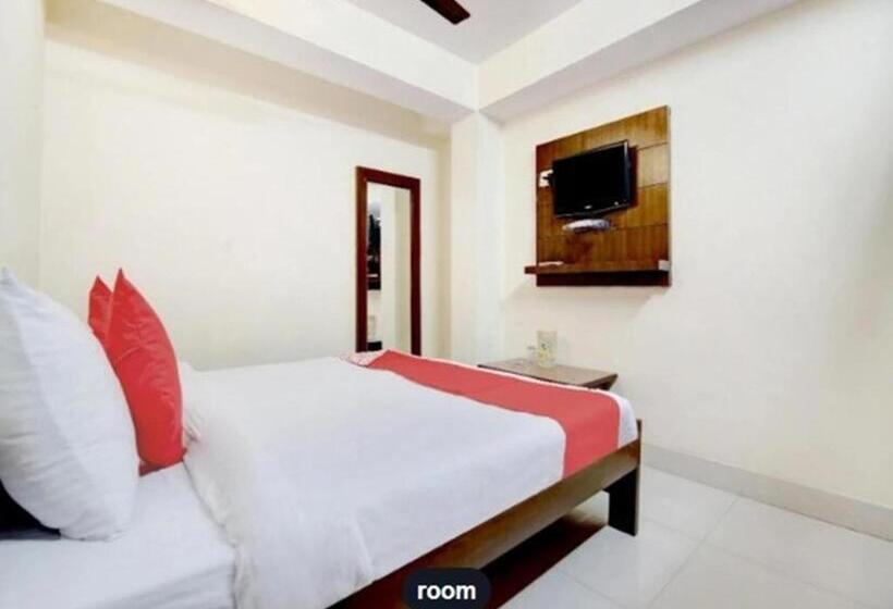 Moon Hotel Mallital, Near Nainital High Court