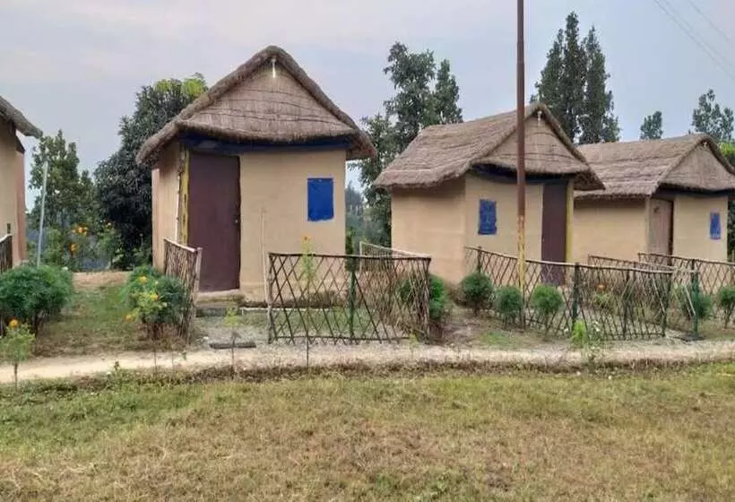 ホテル Goroomgo Whistling Woods Camp Nainital