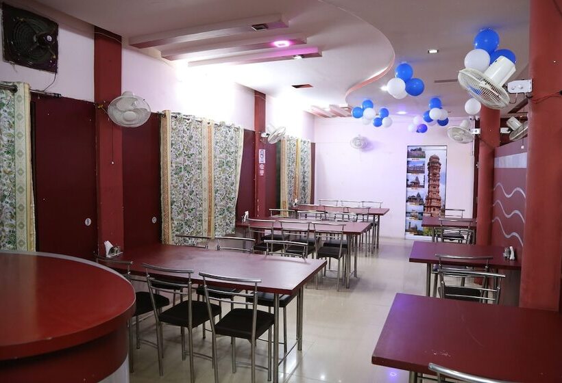 酒店 Shri Karni Vilas & Spa