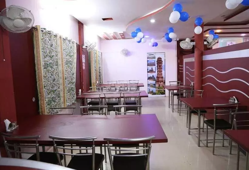 Hotelli Shri Karni Vilas & Spa