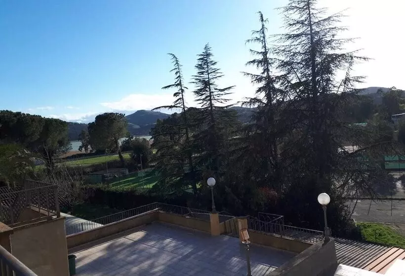 ホテル Villa Giulia   Enna