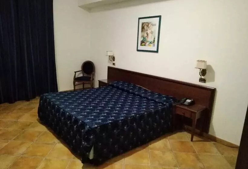 ホテル Villa Giulia   Enna