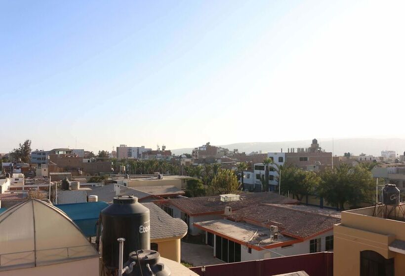 ベッドアンドブレックファースト Hostal Mochileros Tacna