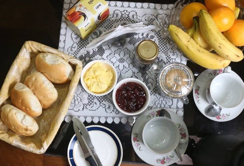 ベッドアンドブレックファースト Hostal Mochileros Tacna