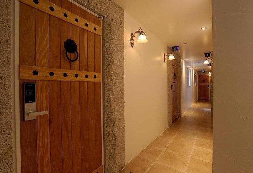 Hotel Hwagok Lush
