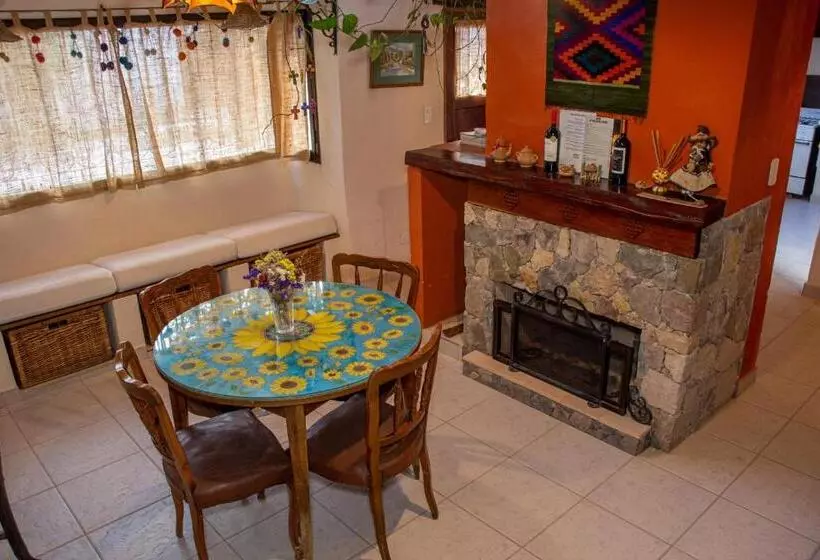 Majatalo La Paleta Del Pintor Hosteria