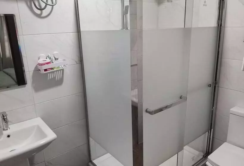 هتل Mitos Luxury Suites