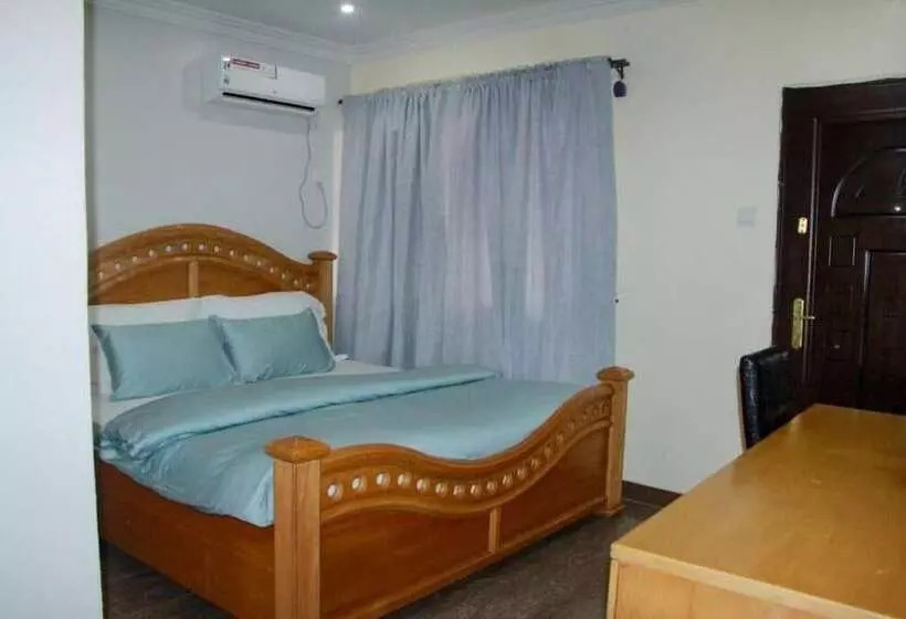 هتل Mitos Luxury Suites